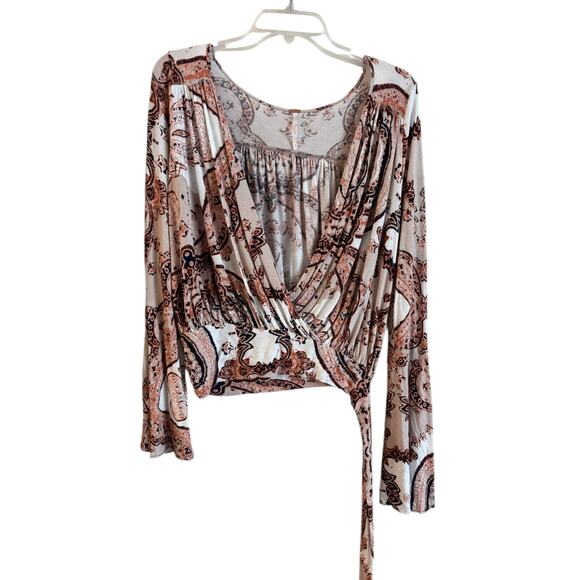 Free People Fiona Bell Sleeve Surplice Paisley Long Sleeve Top Blouse Small - Picture 2 of 6